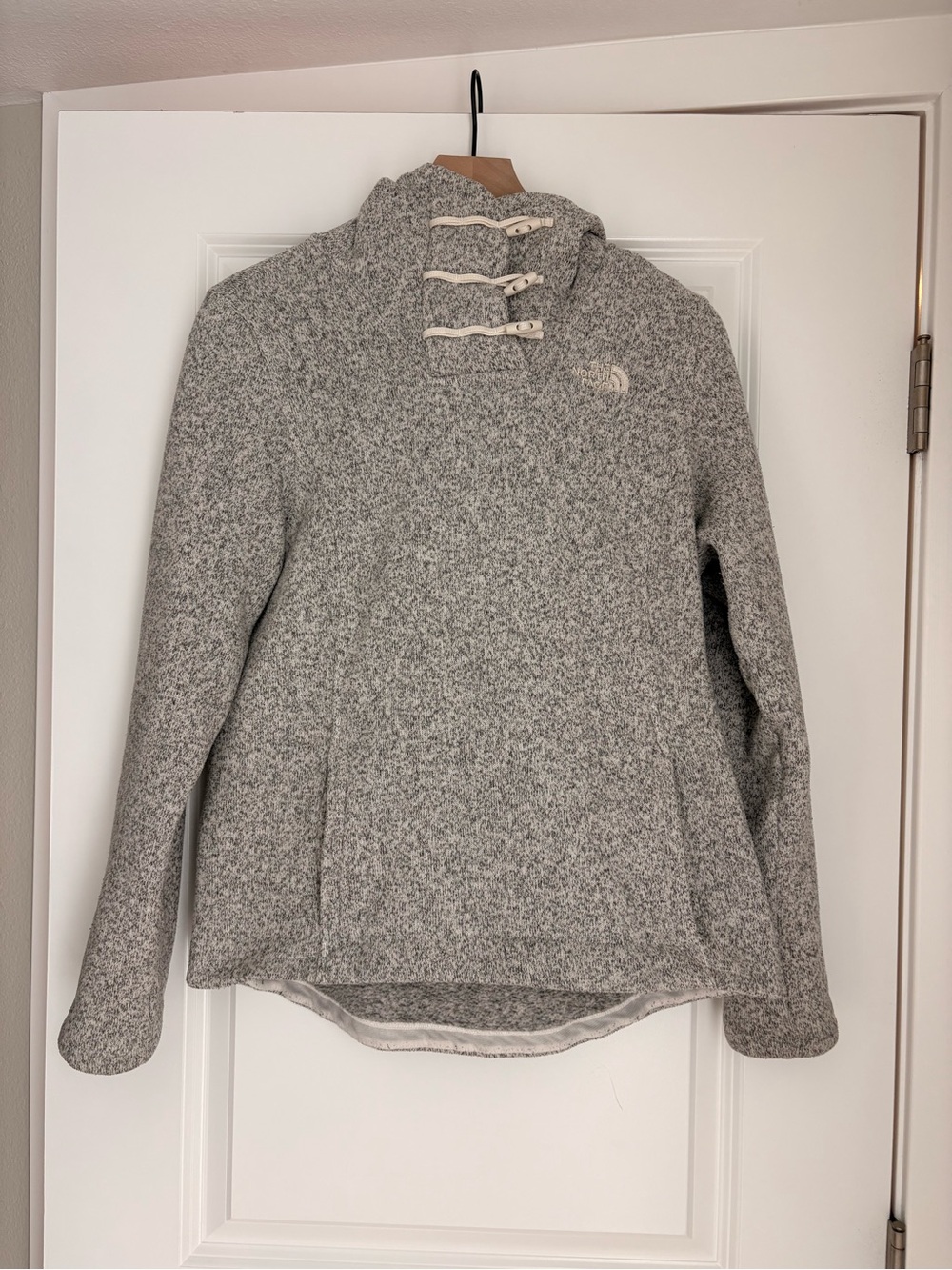 The North Face Crescent Hooded Pullover